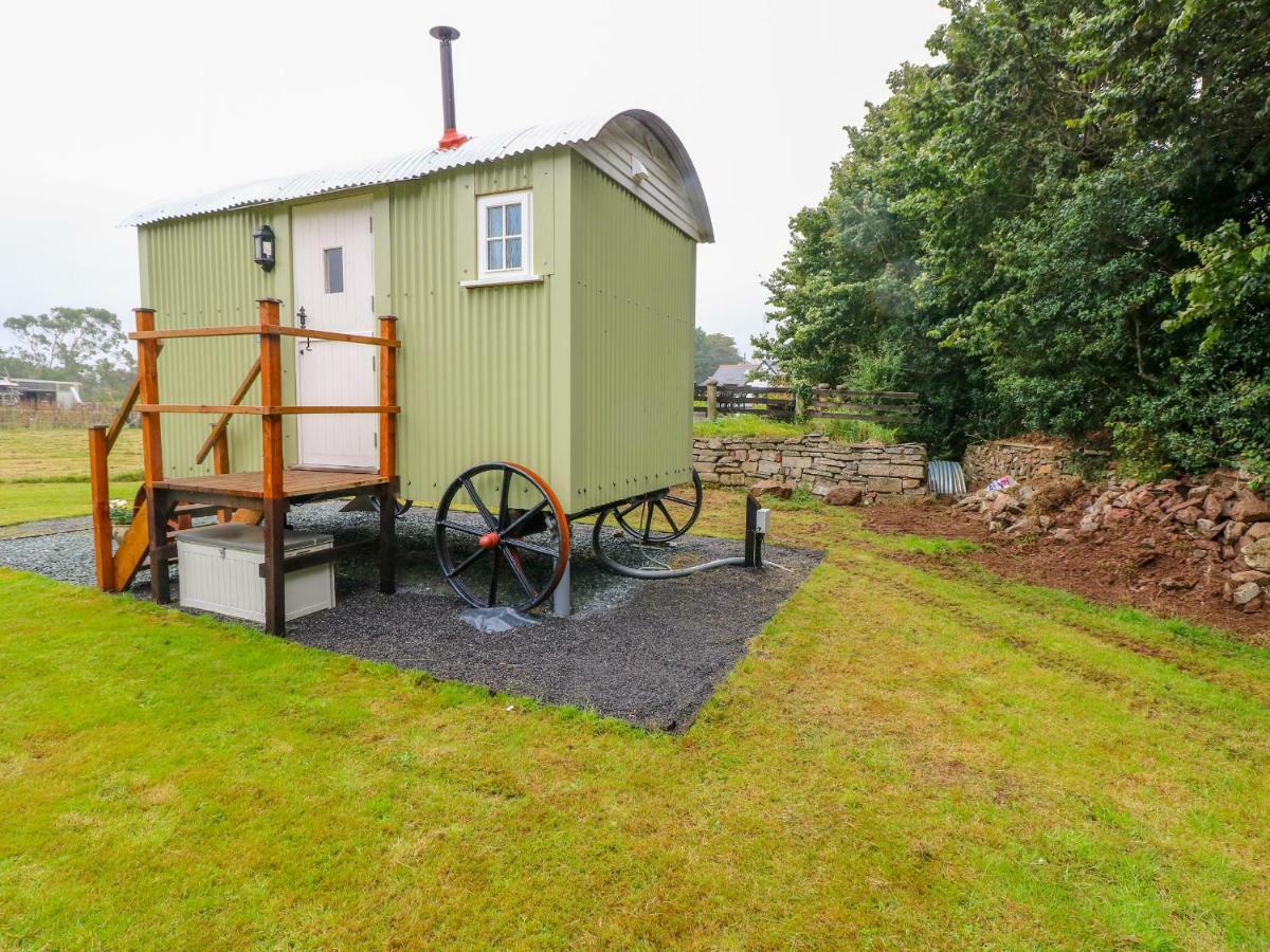Shepherds Hut - The Hurdle Hébergement de vacances Milford Haven